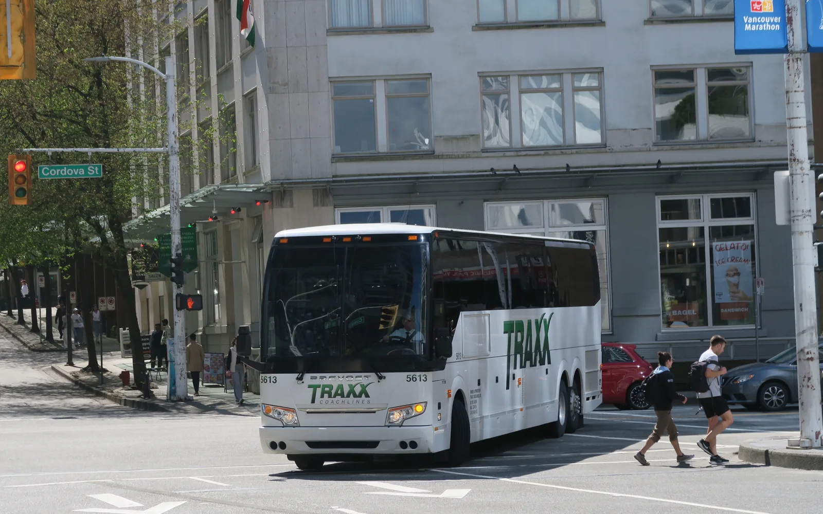 Traxx America Inc bus, front corner view