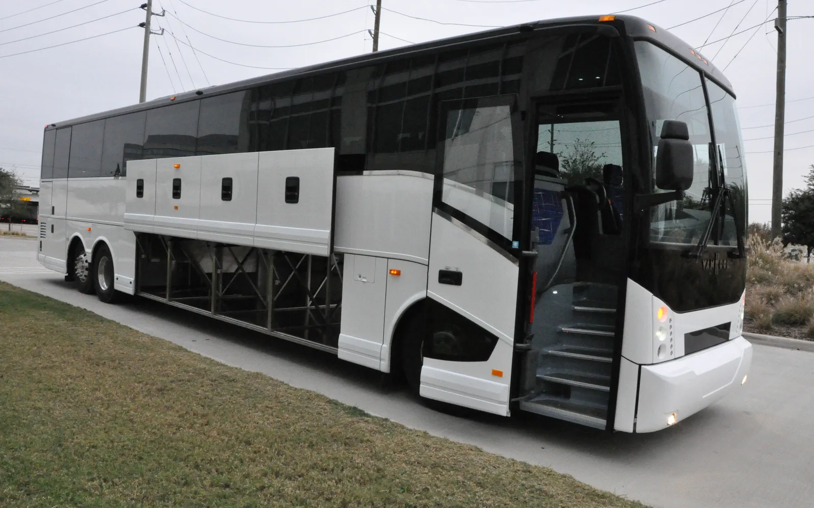 Houston Bus Services, Inc bus, side view