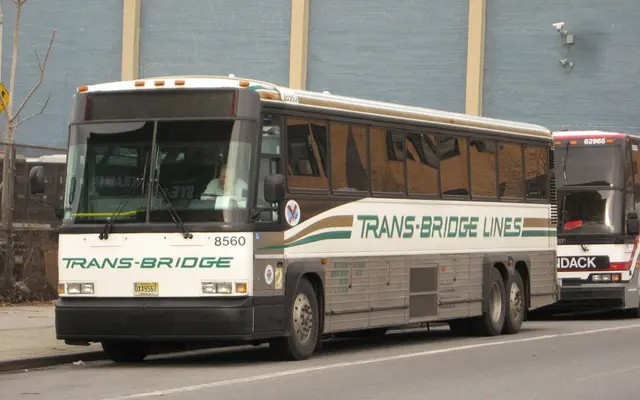 Trans-Bridge Lines, Inc. bus, side view