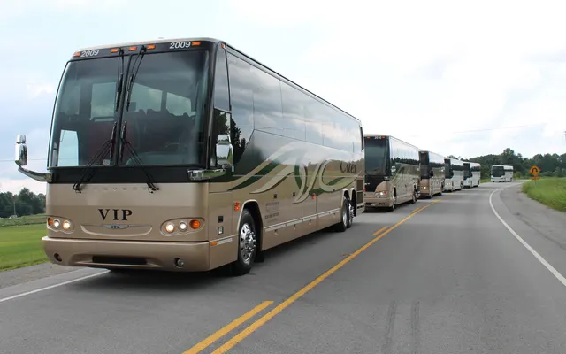 Estes Bus Service, Inc bus, front corner view